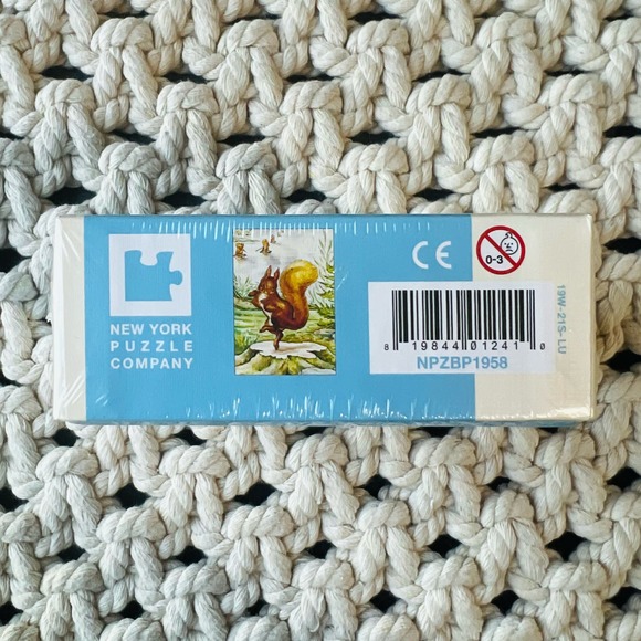 New York Puzzle Company “Squirrel Nutkin” Mini Puzzle - 20 Piece - Picture 6 of 8